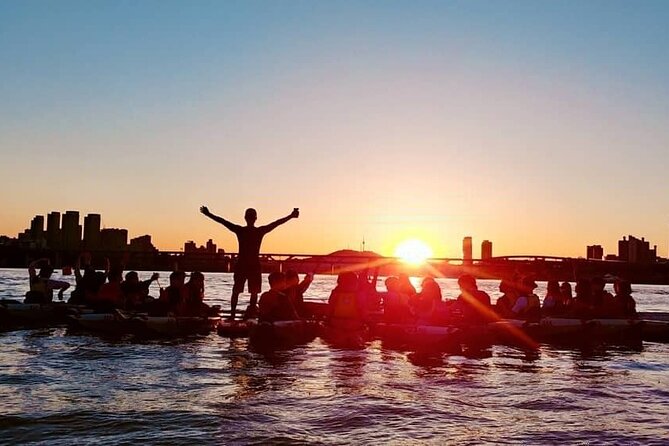 2-Hour Private Kayaking and Paddleboarding Experience in Hanriver - The 30-minute instruction that teaches control fast
