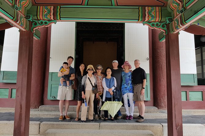 Afternoon Half Day Seoul City Tour, visit Queen's dorm - Changdeokgung Palace: the UNESCO focus and the 1-hour reality