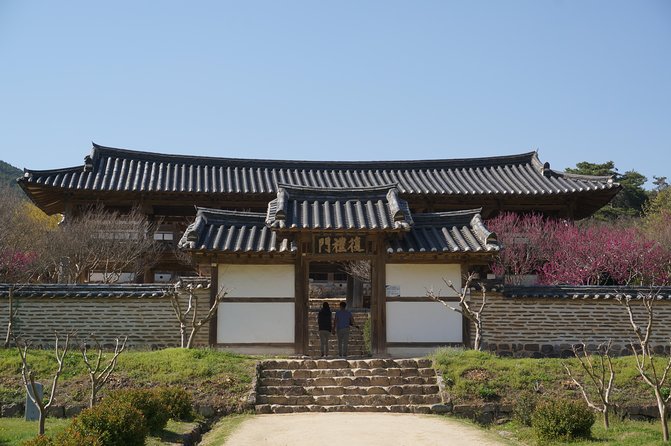 Andong Hahoe Folk Village [UNESCO World Heritage] Private Tour from Seoul - Price and tickets: is $286 per person good value?