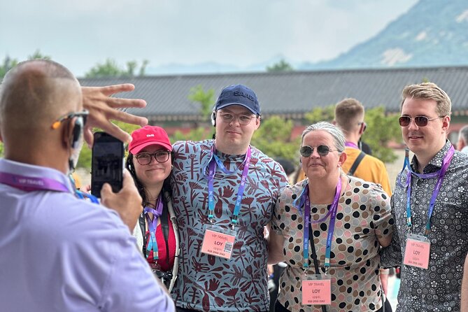 Best Seoul City Tour (Gyeongbokgung Palace,Insadong,Namsan Tower) - Culture Stops Between Palaces: Folk Museum and Ginseng Museum Choices