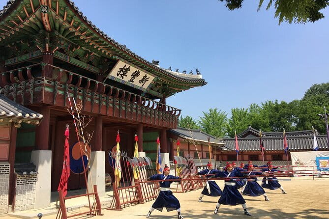 Beyond Seoul: Starfield Library, Hwaseong Fortress & Cave Quest - Starfield Suwon Library: the 22 m shelves make for a perfect first stop