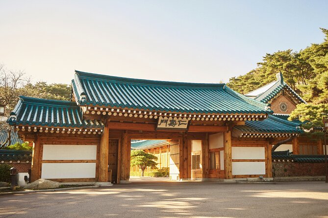 (Closed) Korea’s White House Walking Tour Blue House - Why the Blue House Tour Feels Different From a Typical Seoul Sight