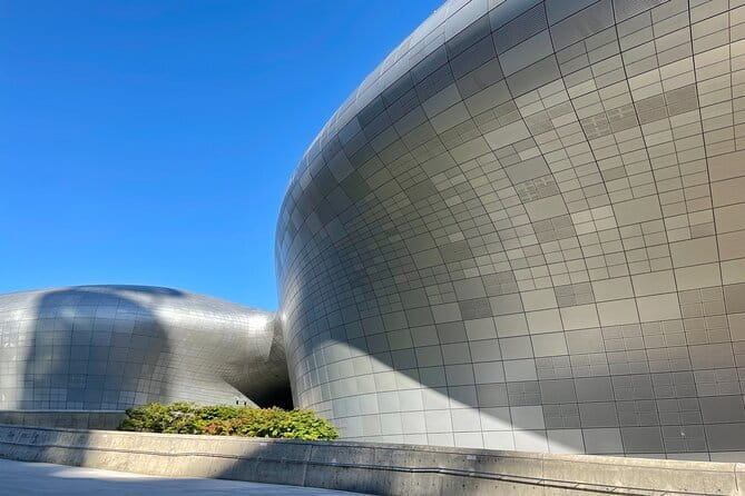 Contemporary & Retro Seoul Private Tour with Local Food Tasting - Key highlights