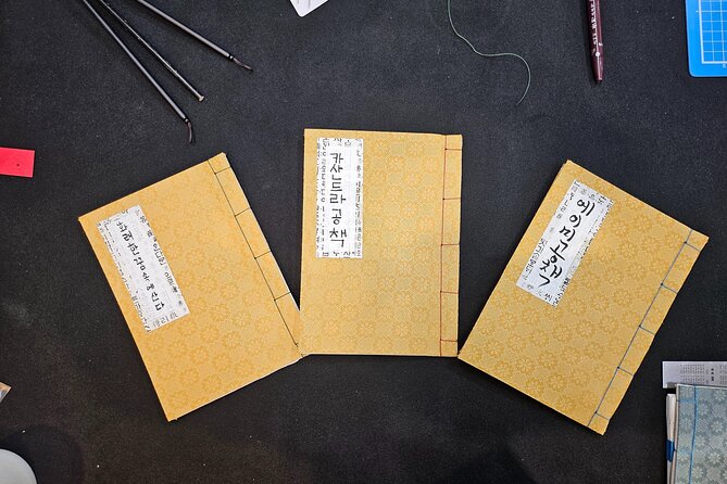 Create a Handmade Traditional Korean Notebook in Insadong - Small group, private format: why this setup changes the experience