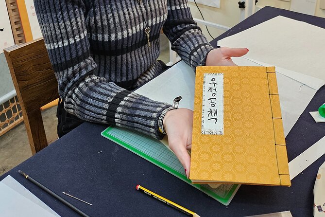 Create a Handmade Traditional Korean Notebook in Insadong - Price and value: what $39.89 gets you in real terms