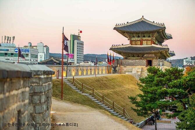 Day Tour of Suwon Hwaseong Fortress Starfield Waujeongsa Temple - Waujeongsa Temple: Buddha sculptures, stone bell, and a calmer rhythm