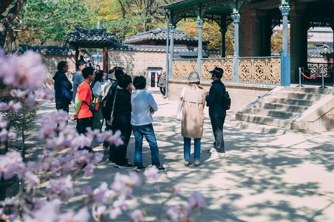 Deoksugung & Jeongdong-gil: A Walk in Korea's Rich Heritage - Jeongdong Theater: culture break, coffee, and a reset