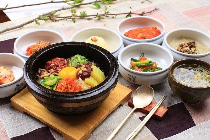 Discover Round Korea in 7days: All-Inclusive Experience - Day 1 in Gongju: Fortress Views, King Muryeong, and a Museum Win