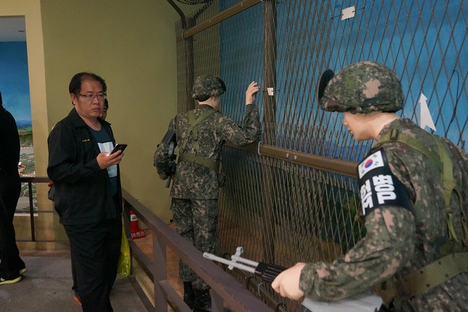 [DMZ Private Full day Tour] & The War Memorial include Lunch - The Third Tunnel: where Cold War engineering becomes a lesson