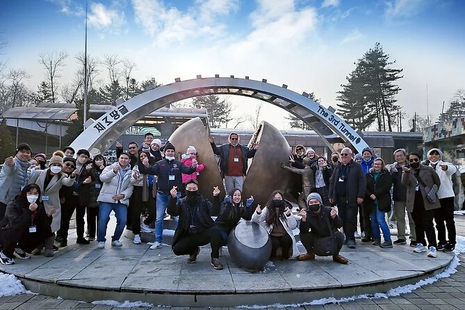 DMZ Private Tour Admission Incl. - Imjingak Pyeonghoa-Nuri Park: Freedom Bridge, bunker, and memorial stops