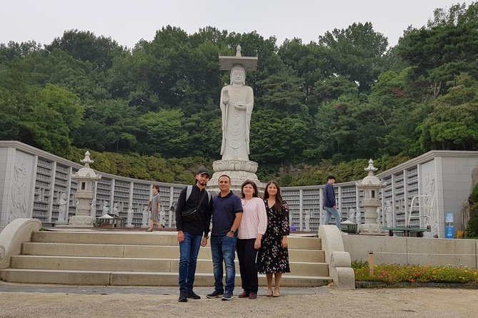 Essential Gangnam Tour (Incl. Dinner)-Hot Place of Seoul - Seolleung and Jeongneung: Joseon royal tombs in a park setting