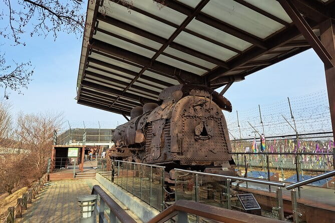 Explore DMZ from Seoul +(optional) Gondola/Red Suspension Bridge - Stop 2: DMZ, the Border Area With the Heaviest Atmosphere
