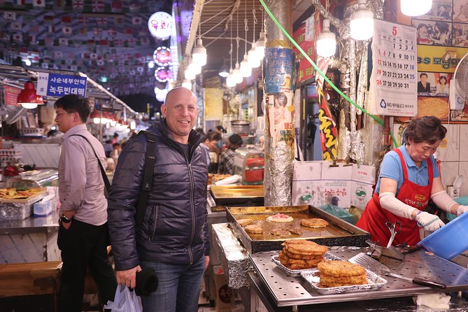 Flexible Private Van Tour in Seoul by Experts - 8 Hours in a Private Van: Pickup, Pace, and Timing
