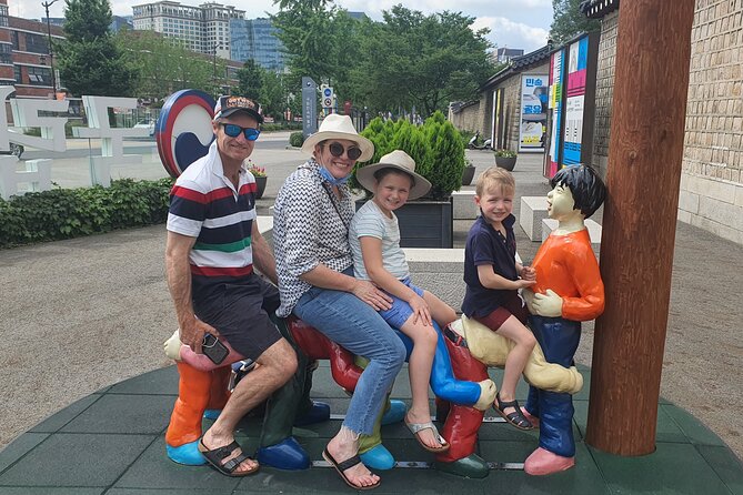 Free style private Tour(Essence of Seoul city or DMZ) - DMZ option: seeing the border world with a guide