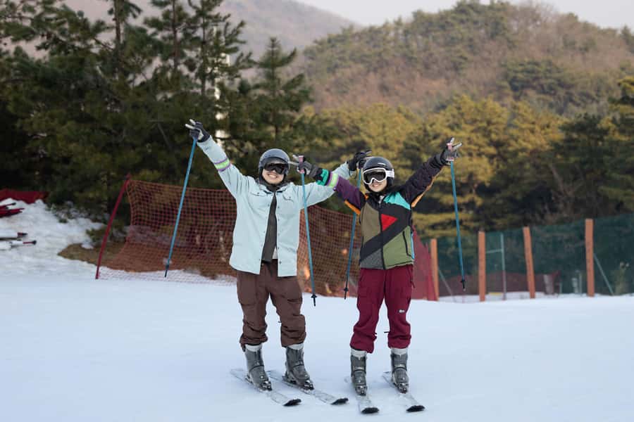 From Seoul: Korea Ski Tour - Jisan Forest Resort - Breakfast and the Day’s Food Reality
