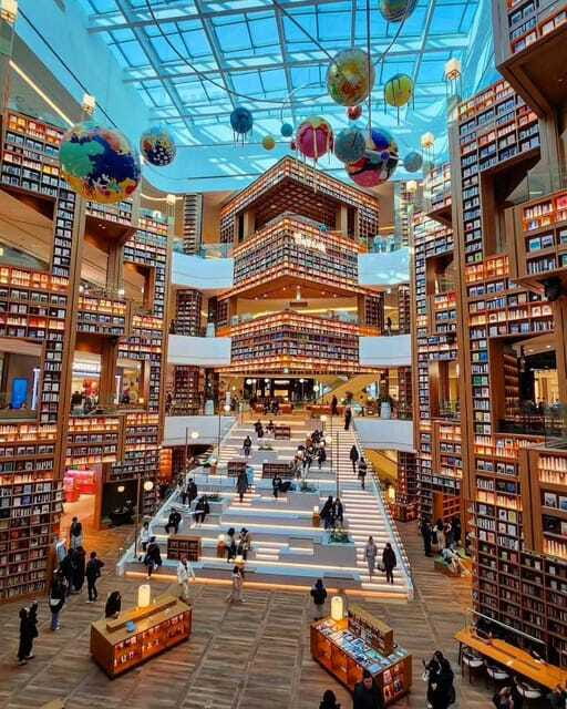 From Seoul: Starfield Library, Hwaseong, Gwangmyeong Cave - Guides make the difference: Crystal, Alice, Lina, and the calm pacing