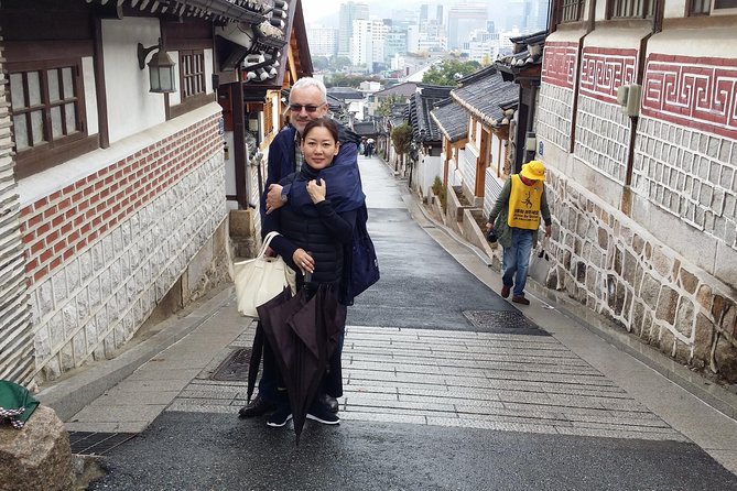 Full Day- Essential Seoul City Tour & Gourmet Tour(including Lunch and Dinner) - Bukchon Hanok Village and Baek In-je’s House for real old-street atmosphere