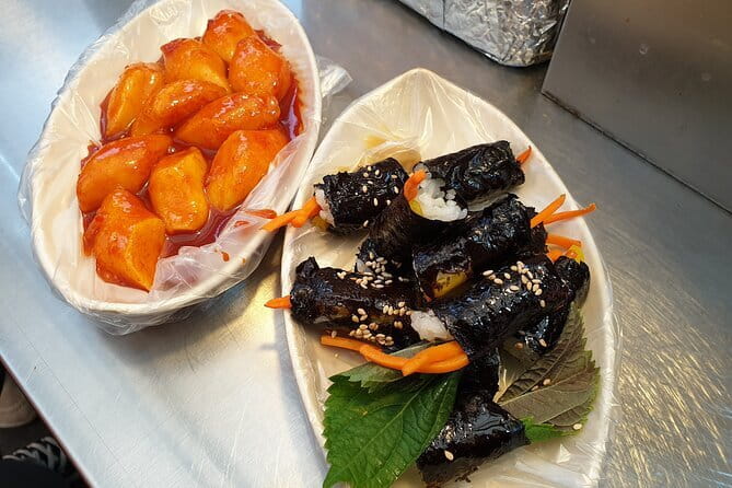 Getting a good feel of local Seoul through food (itseoulgood) - Kwangjang Market: how to eat your way through the noise