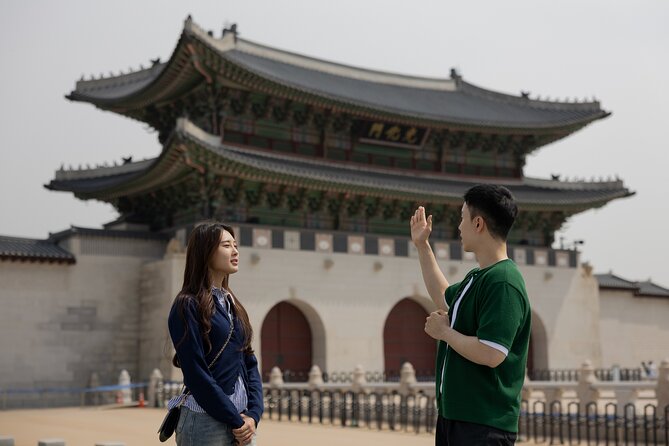 Gwanghwamun Tour l 120 minutes to Understand Local Korean Society - U.S. Embassy and Consulate stop, diplomacy plus how people think