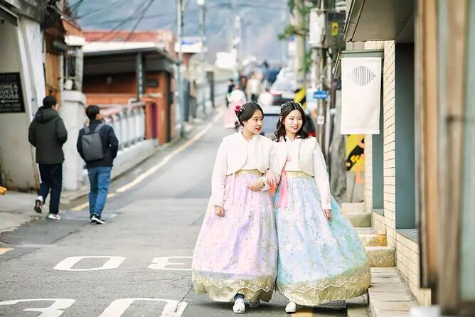 Gyeongbokgung Palace Hanbok Rental Experience in Seoul - Stop 1 and Stop 2: How the Flow Actually Works