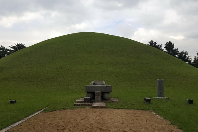Gyeongju UNESCO Sites Tour by KTX train; The Museum Without walls - Cheonmachong Tomb: Silla power you can almost feel