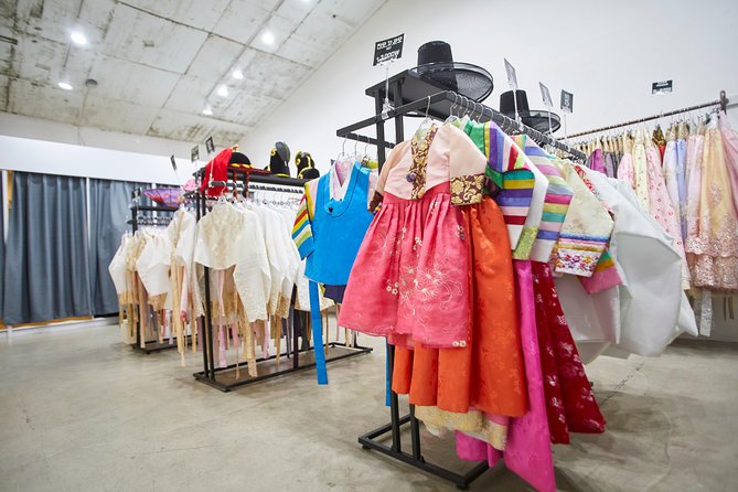 Hello Hanbok - Mobile ticket and what it means on the ground