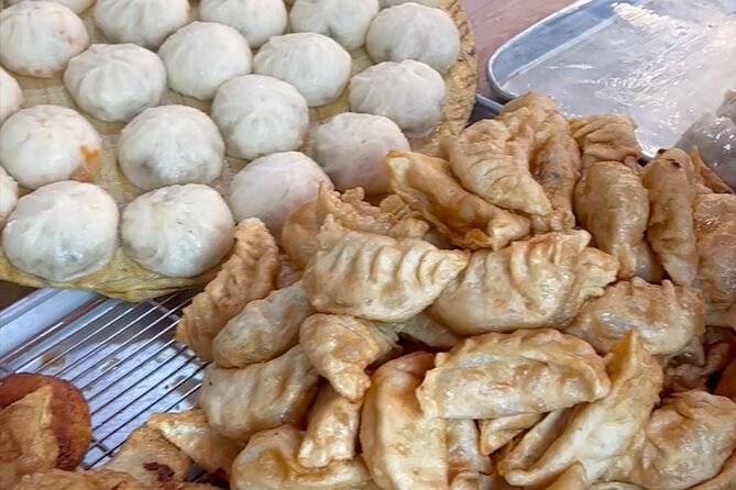 Hidden Street Food food tour in Seoul - The tasting count: what 5 to 6 bites really delivers