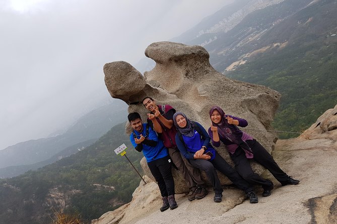 Hike at Mt. Bukhansan National Park with professional Guide(including Lunch) - From Seoul to Bukhansan: why this hike feels so convenient