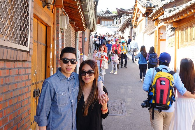 History and Culture Tour(Premium Private Tour) - Bukchon Hanok Village: Traditional Homes, Real Neighborhood Life
