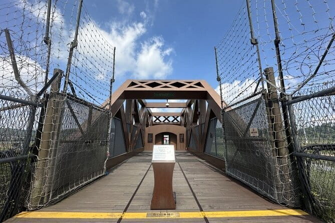 Imjingak DMZ Private Tour for Incheon Airport and Cruise Guests - Imjingak Park: Your DMZ Warm-Up Before the Real Views