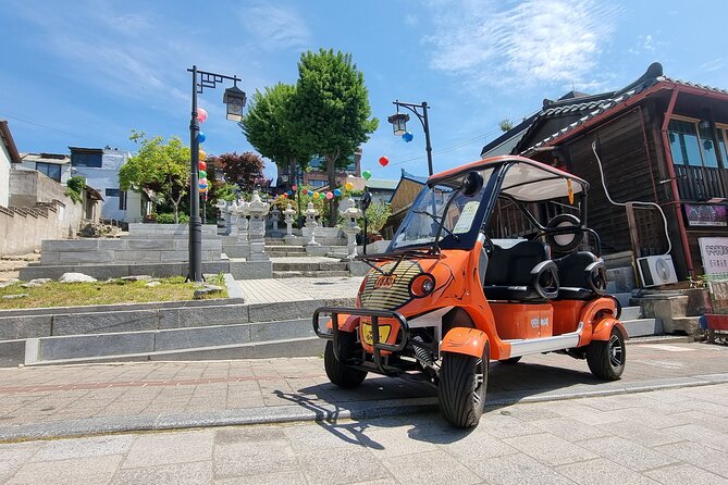 Incheon Port History Tour by 19th Century Electric Car, KTourTOP10 - Chinatown shrines, Euiseon-dang, and mural streets from classic novels
