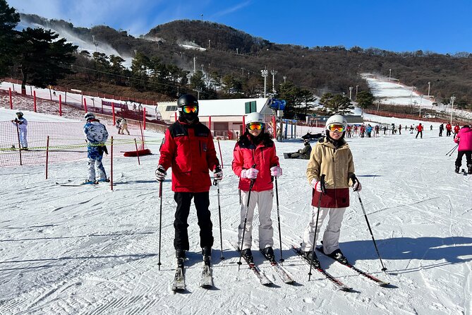 Jisan Ski Resort from Seoul by Shuttle(Opt Winter Skiing Package) - Group size, comfort, and the rhythm of the day