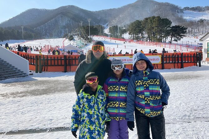 Jisan Ski Resort from Seoul by Shuttle(Opt Winter Skiing Package) - Jisan Forest Ski Resort: 6 hours of skiing with admission included