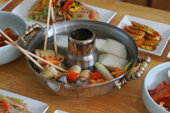 K-food cooking Japchae Mandu Tteokbokki & Fishcake - A 5:30 pm Korean comfort-food menu in one session
