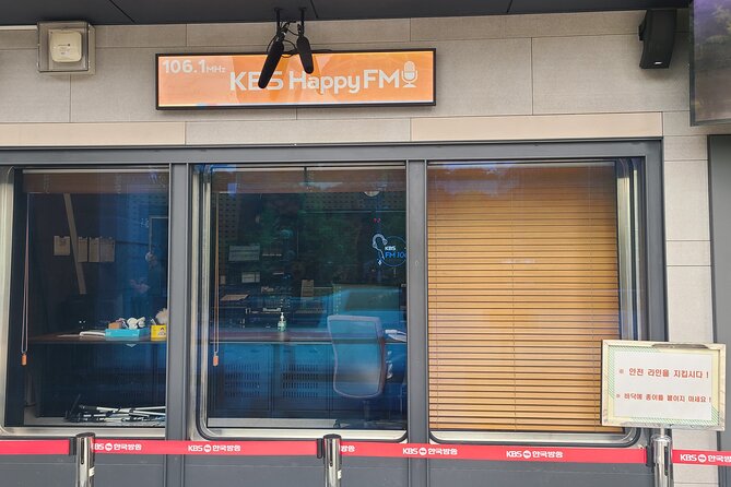 K-POP Experience in Seoul: Real K-POP Agency & Fan Culture - K-pop Idol Mode, Not Just Another Seoul Sightseeing Day