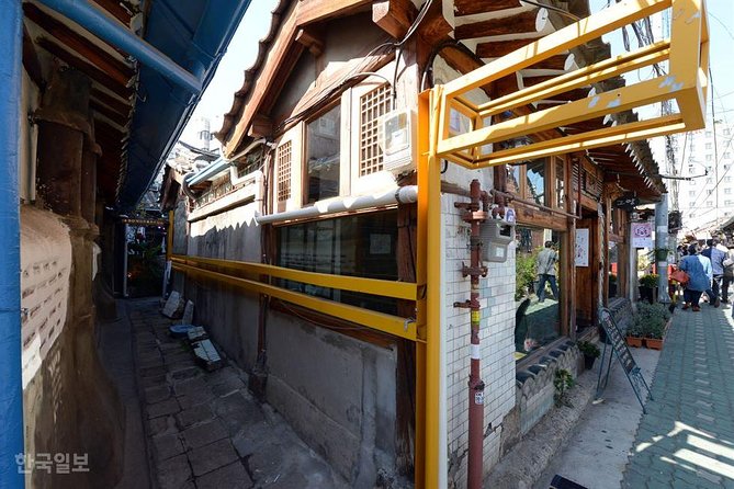 Korean History & Heritage Tour - Insadong’s Artisan Past and Antique Alley Shopping Time