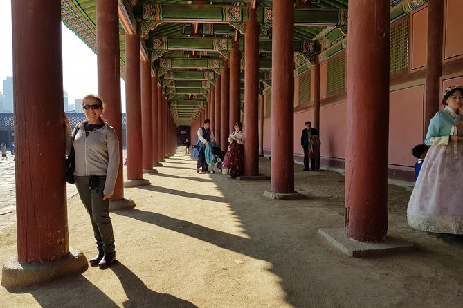 Layover Tour for essential Seoul City & Gourmet tour(Incl. Lunch) - Jogyesa Temple: a major Buddhist stop in central Seoul