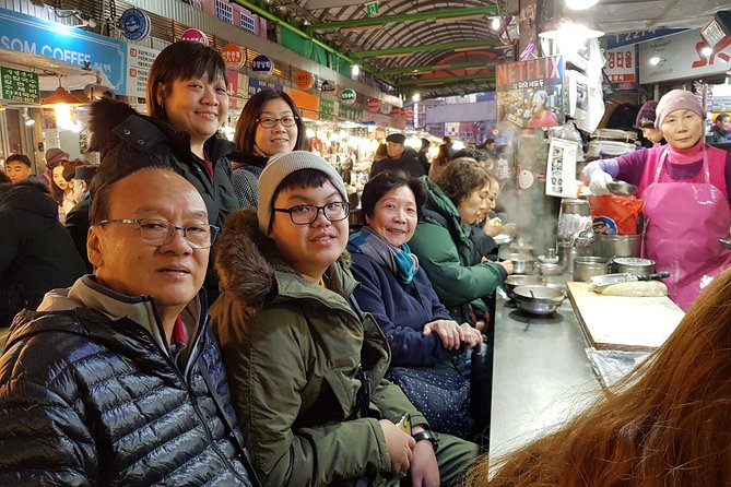 Layover Tour for essential Seoul City & Gourmet tour(Incl. Lunch) - Lunch: the Jinseng Chicken soup meal and vegetarian care