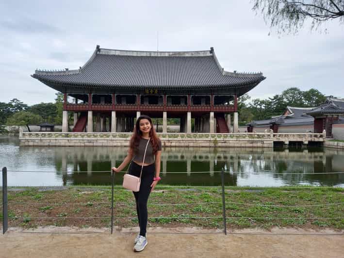 Layover tour to Gyeongbokgung-Folk Museum-Bukchon-Insadong - The Layover-Friendly Plan: ICN In, Seoul Station Out