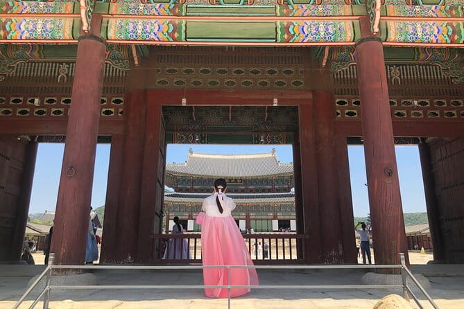 Lee’s Private 4-hour Customized Seoul Tour - Buddhist temples: calm contrast to the city rhythm