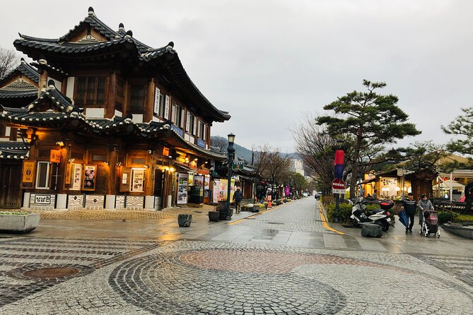 Maisan Cherry Blossom and Jeonju Hanok Village - Jinan-gun Transfer: The Quiet Middle of the Day