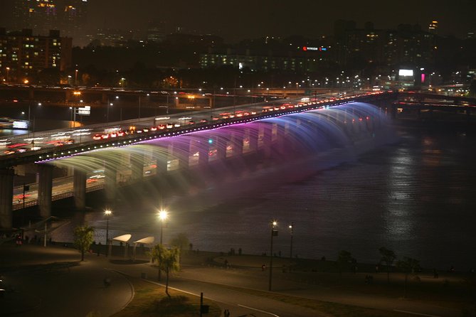 Moonlight Rainbow Fountain Show Night Tour in Seoul - Price and what you really get for $64