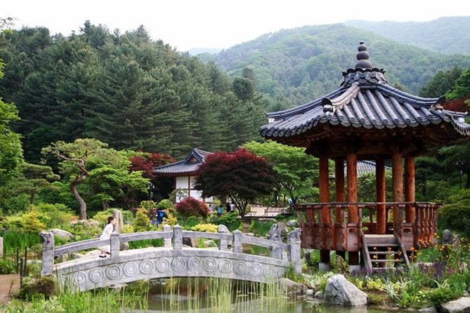 Nami Island, Cable Car, Garden of Morning Calm Panoramic Tour - Chuncheon Samaksan Cable Car and Samak Mountain Skywalk