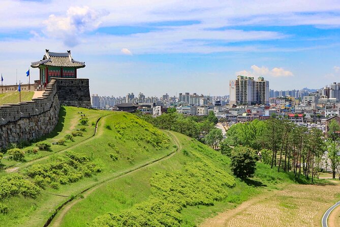 Private Day Trip to Korean Folk Village and Hwaseong Fortress - Why the guide experience is the real value here