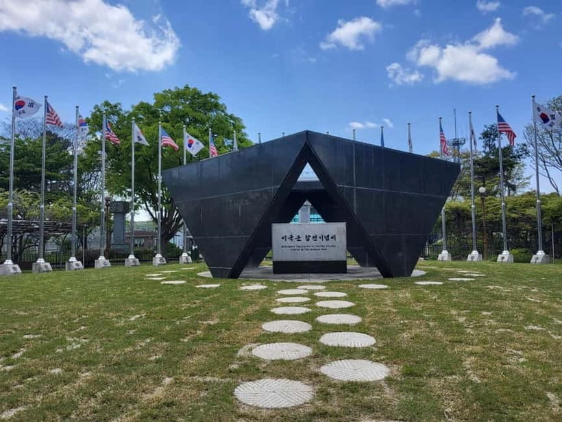 Private DMZ SPY Tour from Incheon Airport - Odusan observation point: a real North Korean village across the river