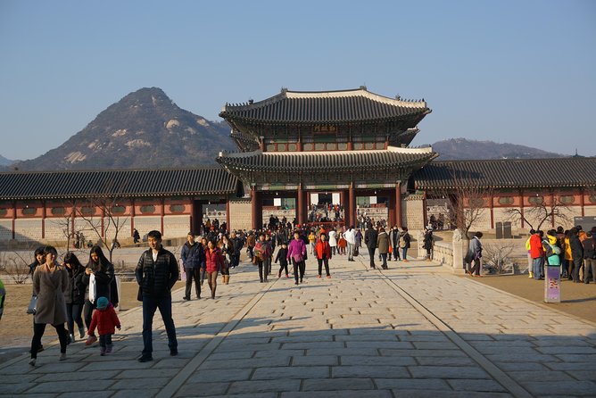 Private English Speaking Driver in Seoul: Airport Service Available - How to plan your time across Seoul highlights (without burning hours)