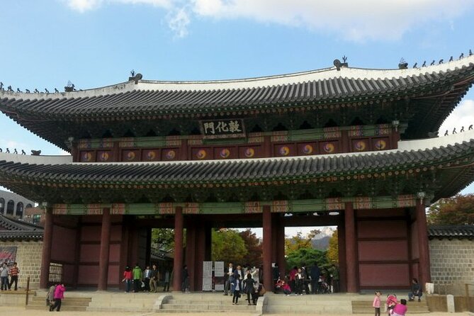 Private Full Day Seoul City Tour and N Tower Cable Car - Bukchon Hanok Village and Insa-dong: traditional streets that work as a two-part walk
