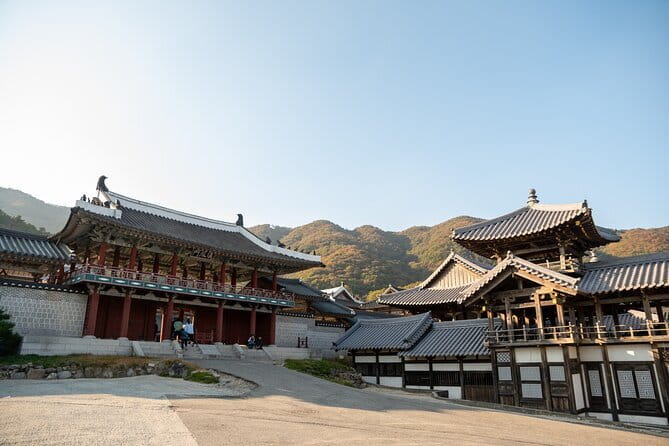 Private K-pop boyband Location Tour from Seoul City with Pickup - A BTS location tour that moves at your fan pace