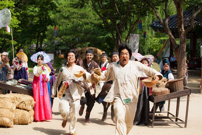 Private Korean Folk Village, Suwon Starfield Libarary&Hwaseong - Price and What You Get for $290 Per Person