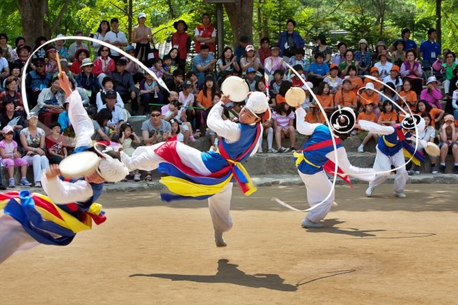 Private Korean Folk Village, Suwon Starfield Libarary&Hwaseong - Who Should Book This Tour (and Who Might Think Twice)